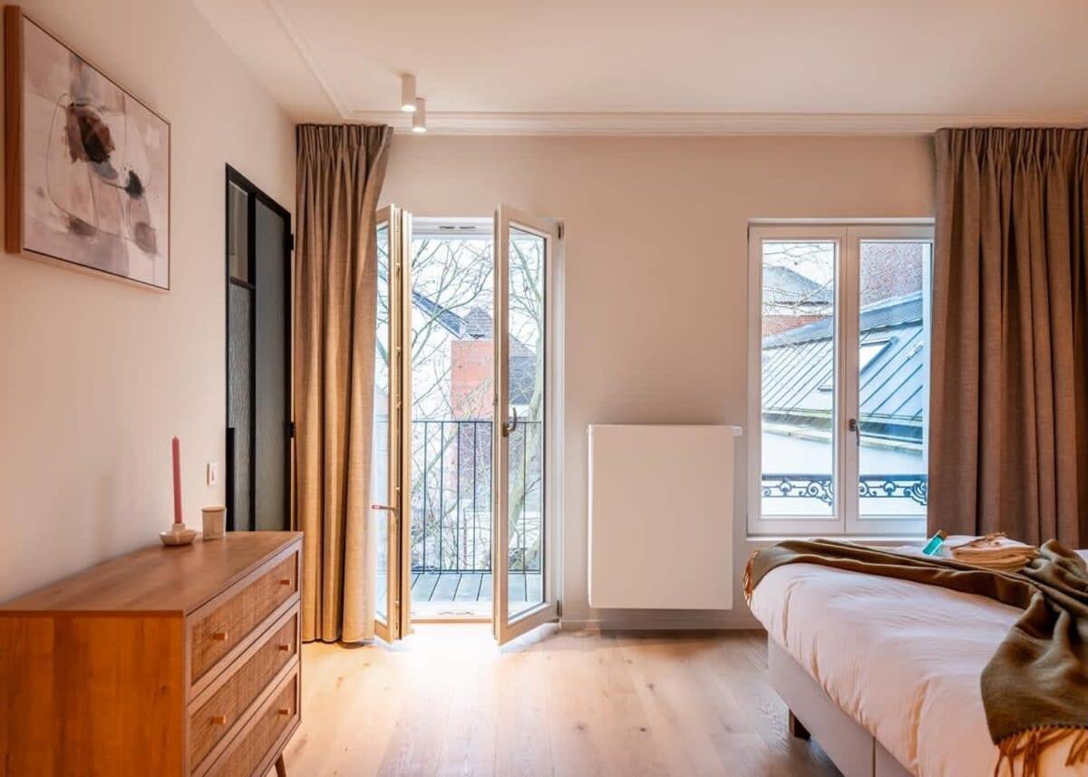 Huswell - Romantic Getaway With Terrace In Appartamento Gand